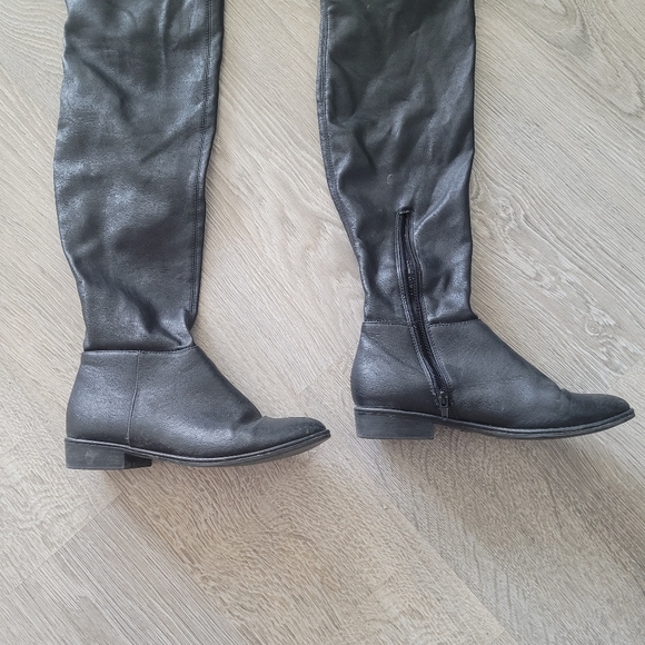 Over-the-knee High Faux Leather Black Boots with Ties - Picture 3 of 6